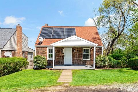 164 Central Ave, North Versailles, PA 15137