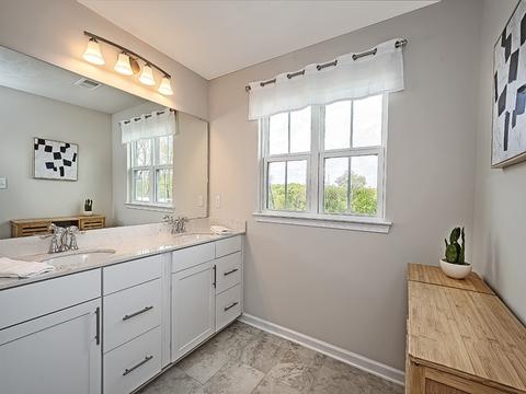 105 Red Pine Dr, Coraopolis, PA 15108 photo 15
