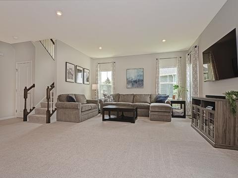 105 Red Pine Dr, Coraopolis, PA 15108 photo 6
