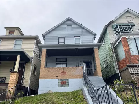 822 Vermont Ave, Glassport, PA 15045