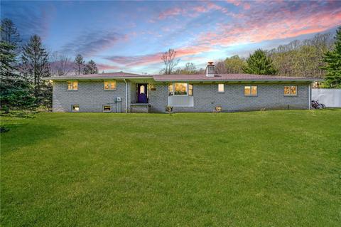 495 Back Creek Rd, Champion, PA 15622