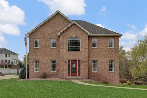 206 Rainbow Dr, Aliquippa, PA 15001