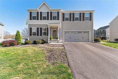 103 Twin Oaks Dr, Sarver, PA 16055