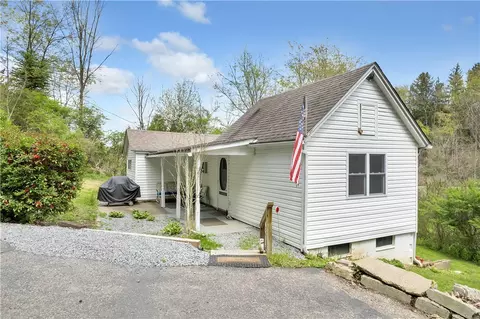 1615 Crawford Rd, Imperial, PA 15126