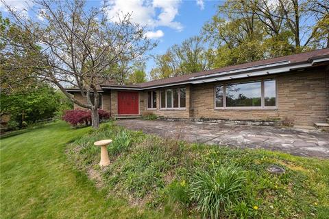 200 Seegar Rd, Pittsburgh, PA 15241