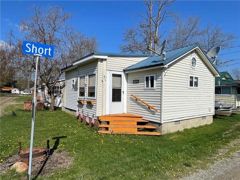36086 Carter Ave, Canadohta Lake, PA 16438