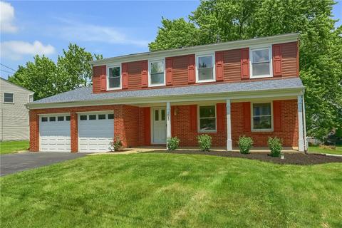 203 Woodbury Dr, Butler, PA 16001