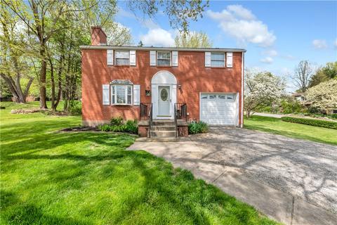 110 Lee Rd, Pittsburgh, PA 15237