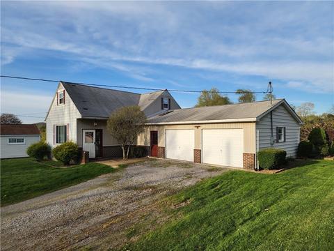 441 Nicholson Ave, Ellwood City, PA 16117