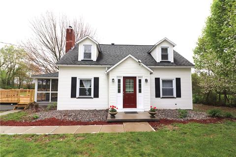 129 W Sunbury Rd, Butler, PA 16001