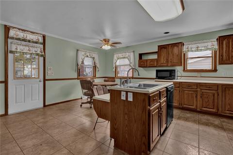 1098 Atlantic Ave, Monaca, PA 15061 photo 5