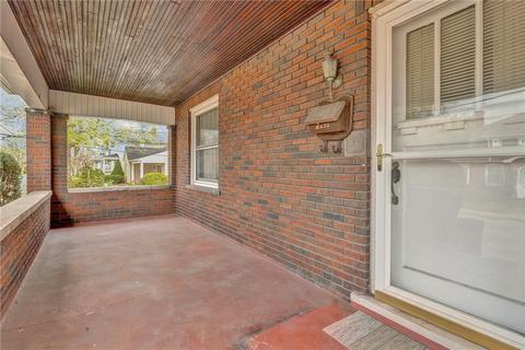 1098 Atlantic Ave, Monaca, PA 15061 photo 2