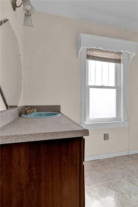 1098 Atlantic Ave, Monaca, PA 15061 photo 15