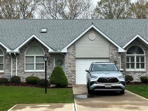 214 Country View Dr, Lower Burrell, PA 15068