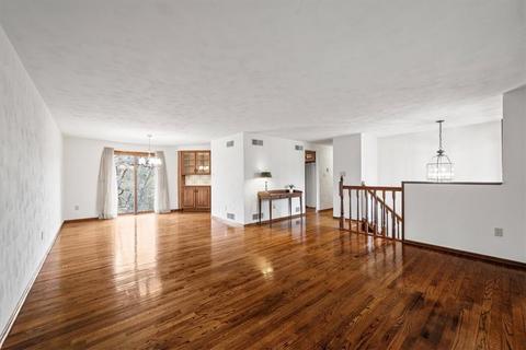 117 Johnston, Mcmurray, PA 15317 photo 8