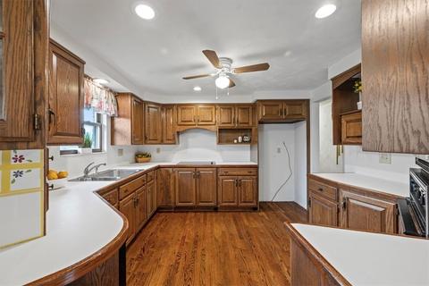 117 Johnston, Mcmurray, PA 15317 photo 9