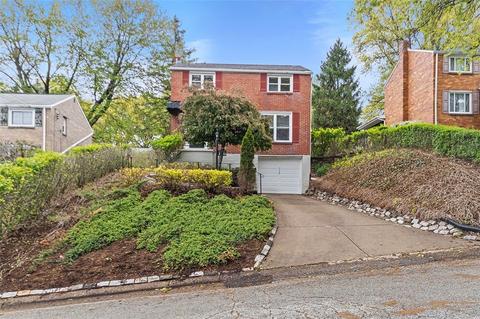 136 Roberta Dr, Pittsburgh, PA 15221