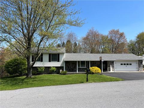 149 N View Hts, New Florence, PA 15944