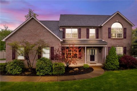 100 Evan Ct, Cranberry Township, PA 16066