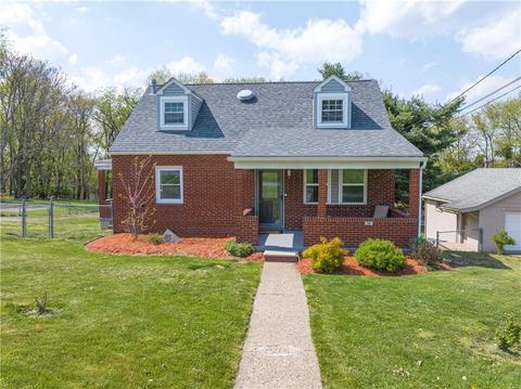 7008 Pennsylvania Ave, Finleyville, PA 15332