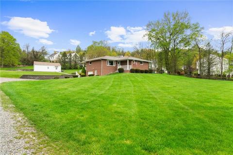 102 Old Farm Rd, North Strabane, PA 15317