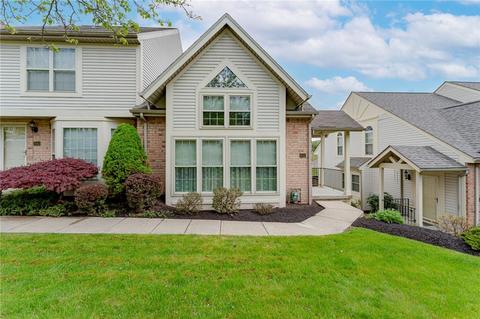 806 Berrington Ct, Bethel Park, PA 15102