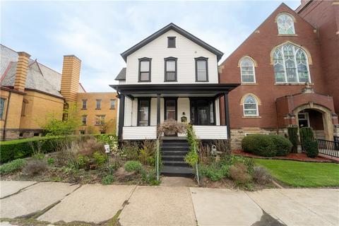 110 N Chestnut St, Scottdale, PA 15683