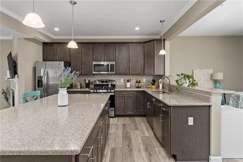 203 Lockheed Dr, Coraopolis, PA 15108 photo 5