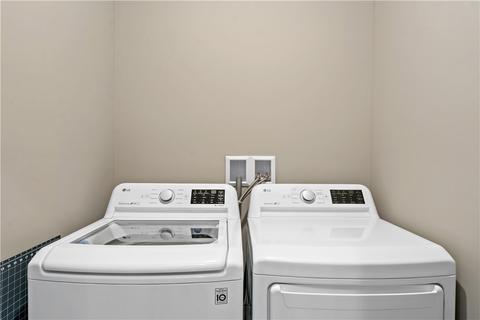 203 Lockheed Dr, Coraopolis, PA 15108 photo 21