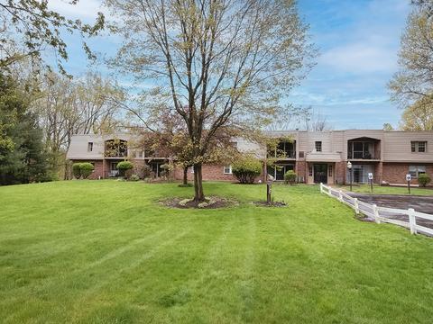 595 Calais Dr #313, Mccandless, PA 15237