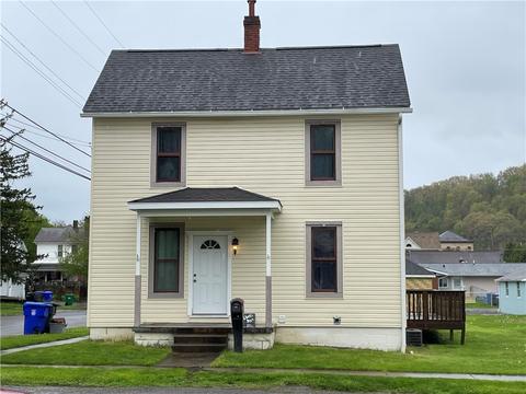246 Elizabeth Ave, Evans City, PA 16033