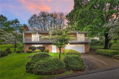 129 Blue Jay Dr, North Strabane, PA 15317