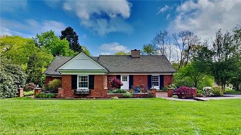 31 Newgate Rd, Pittsburgh, PA 15202