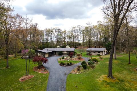 307 Kriess Rd, Renfrew, PA 16053