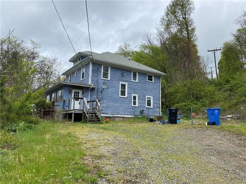 909 Brownstown Rd, Larimer, PA 15647