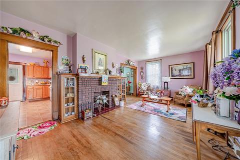 1400 8th St, Irwin, PA 15642 photo 5