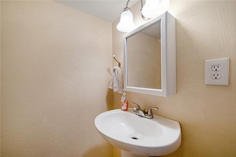 1400 8th St, Irwin, PA 15642 photo 19