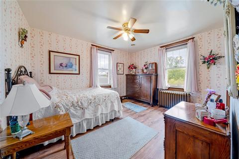 1400 8th St, Irwin, PA 15642 photo 12