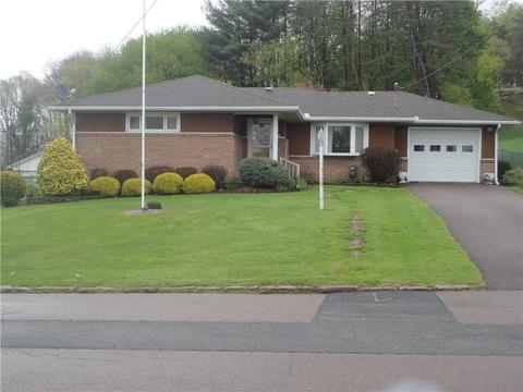 109 Sherman St, Meyersdale, PA 15552