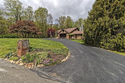 315 Downes Rd, Greensburg, PA 15601