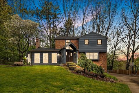 2743 Bristol Ct, Allison Park, PA 15101