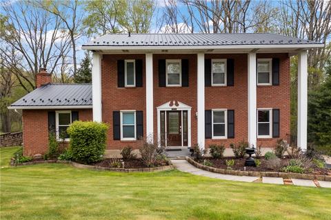 323 Laddie Dr, Washington, PA 15301