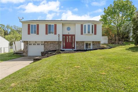 3095 Amy Dr, South Park, PA 15129