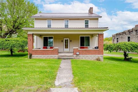 2375 Mount Pleasant Rd, Ruffs Dale, PA 15679
