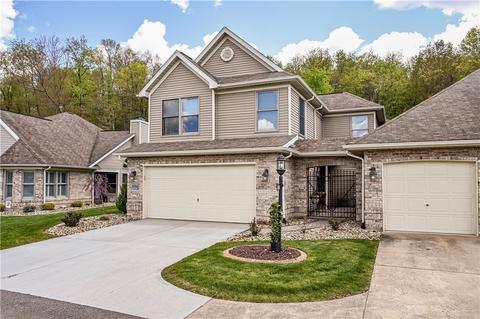 1202 Hunt Club Dr, Greensburg, PA 15601