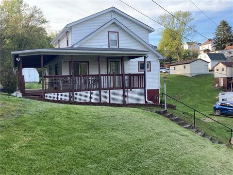 225 Elm St, Claysville, PA 15323