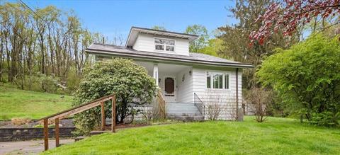 2602 Pitcairn Rd, Monroeville, PA 15146
