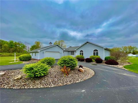 499 Pulaski Mercer Rd, New Wilmington, PA 16142