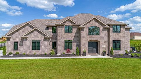 338 Lynn Rd, Rostraver, PA 15012