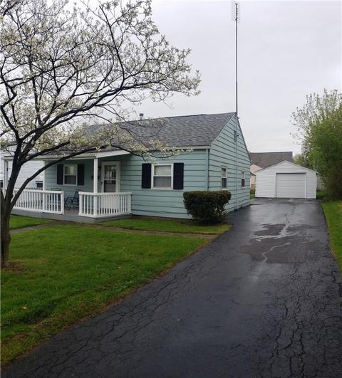 635 Federal Ave, Sharon, PA 16146